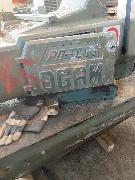 Rabljeni in dobro vzdrževani Stroji in oprema za obdelavo lesa -2