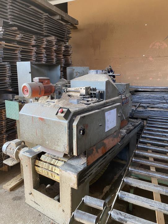 Dřevoobráběcí stroje a systémy v truhlářství-1