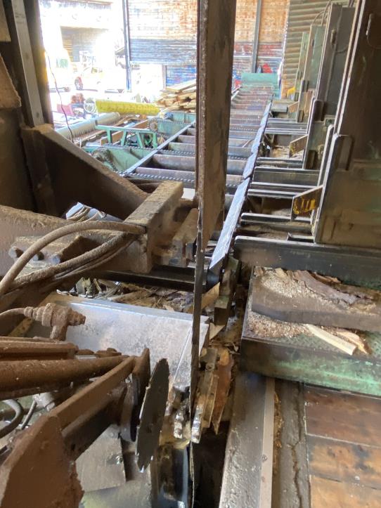 Dřevoobráběcí stroje a systémy v truhlářství-3