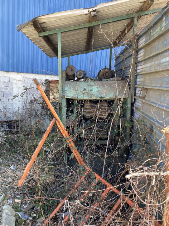 Dřevoobráběcí stroje a systémy v truhlářství-1