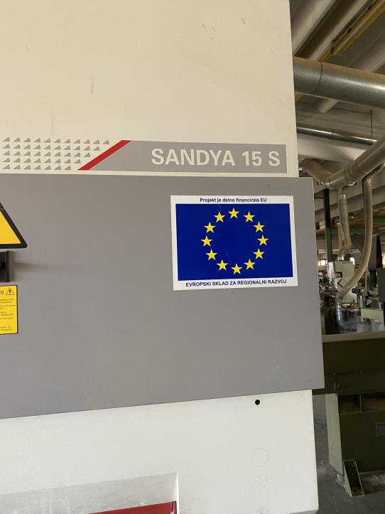 Holzbearbeitungsmaschinen und Anlagen einer Tischlerei-2