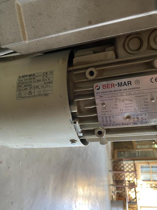 Holzbearbeitungsmaschinen und Anlagen einer Tischlerei-5