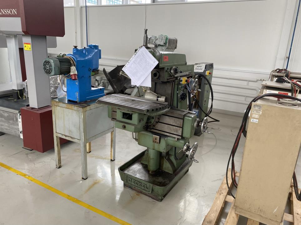 Machines pour le travail du métal et équipement de travail (chaussures de sécurité)-2