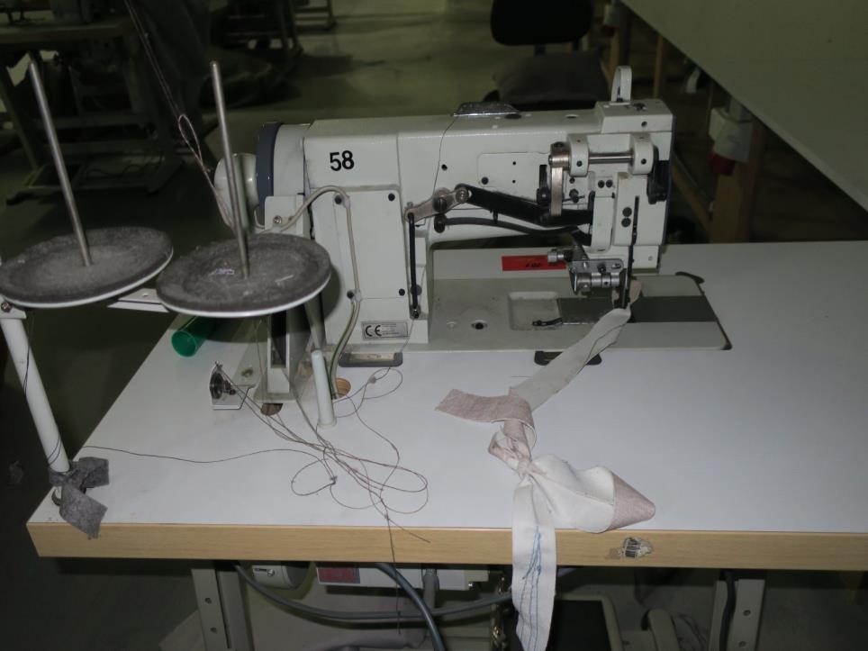 Machines d´une usine de meubles-3