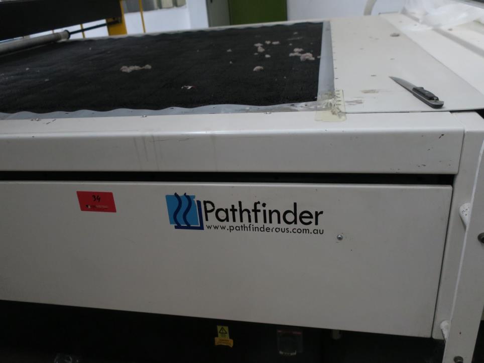 Machines d´une usine de meubles-4