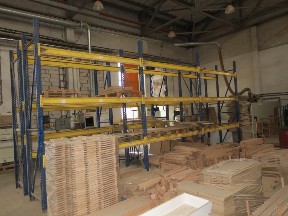 Machines d´une usine de meubles-3