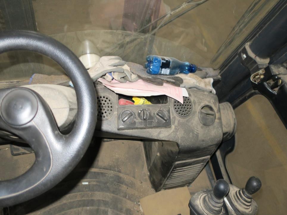 Maschinen einer Möbelfabrik-5