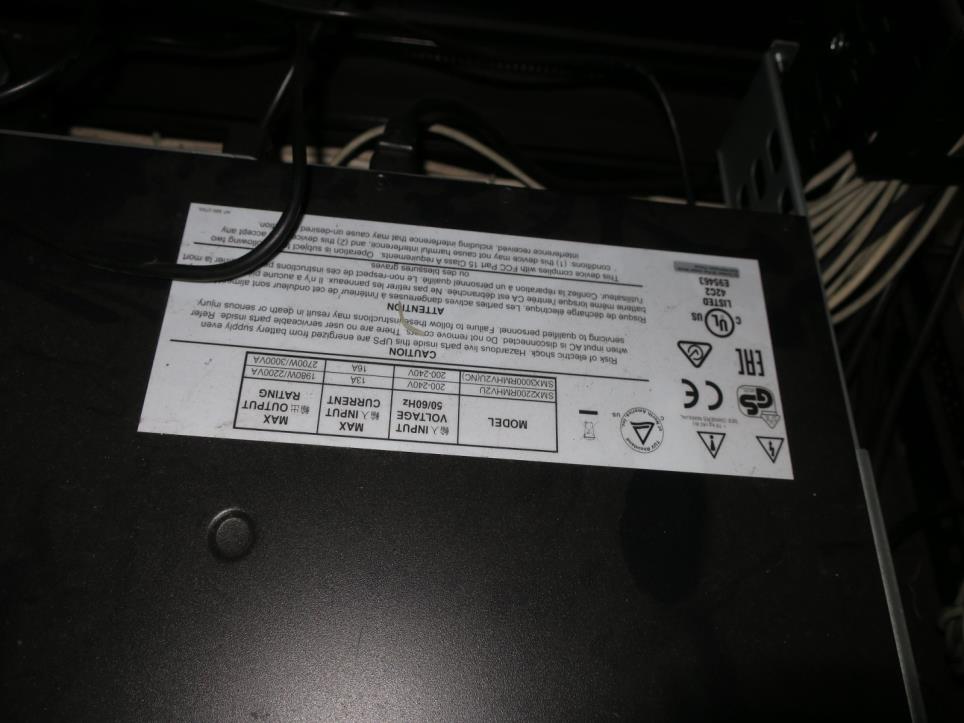 Maschinen einer Möbelfabrik-2