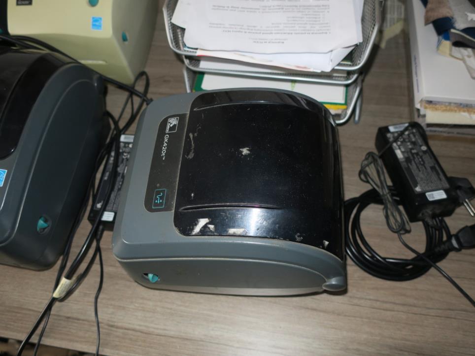 Stroji v tovarni pohištva-2