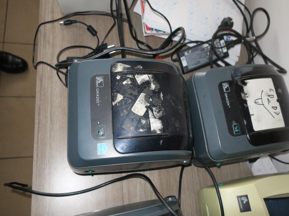 Stroji v tovarni pohištva-6