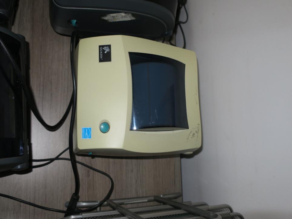 Stroji v tovarni pohištva-10