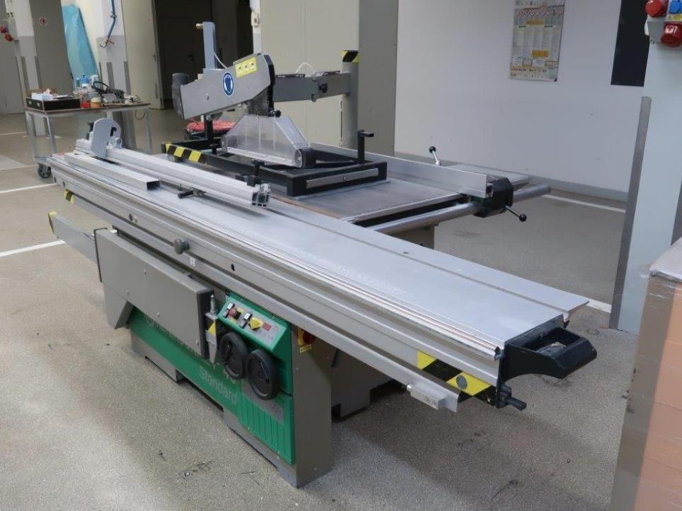 Roboty przemysłowe, maszyny do obróbki metalu, urządzenia pomiarowe i testujące itp.-3