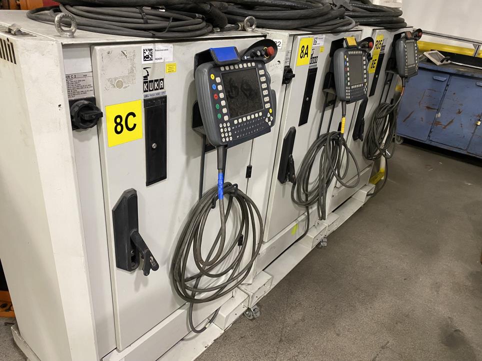 Roboty przemysłowe, maszyny do obróbki metalu, urządzenia pomiarowe i testujące itp.-7