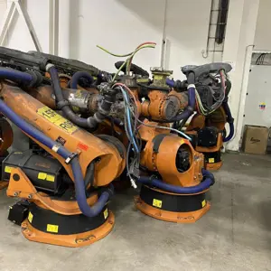 Industrial robots - 13 pcs. KUKA KR 210 R 2700