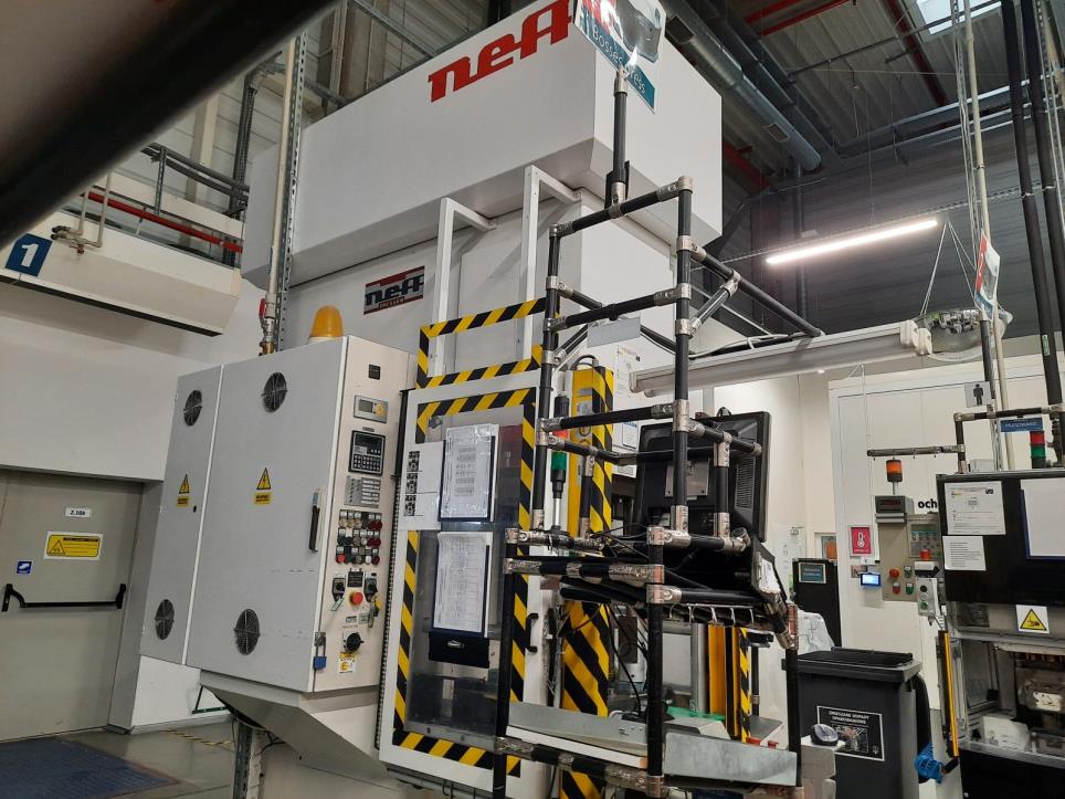 Urzadzenia z zakladu produkujacego gazomierze-2