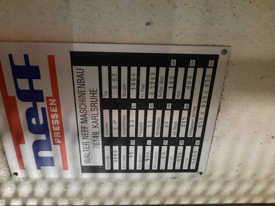 Urzadzenia z zakladu produkujacego gazomierze-6