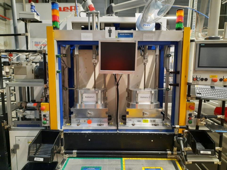 Urzadzenia z zakladu produkujacego gazomierze-2