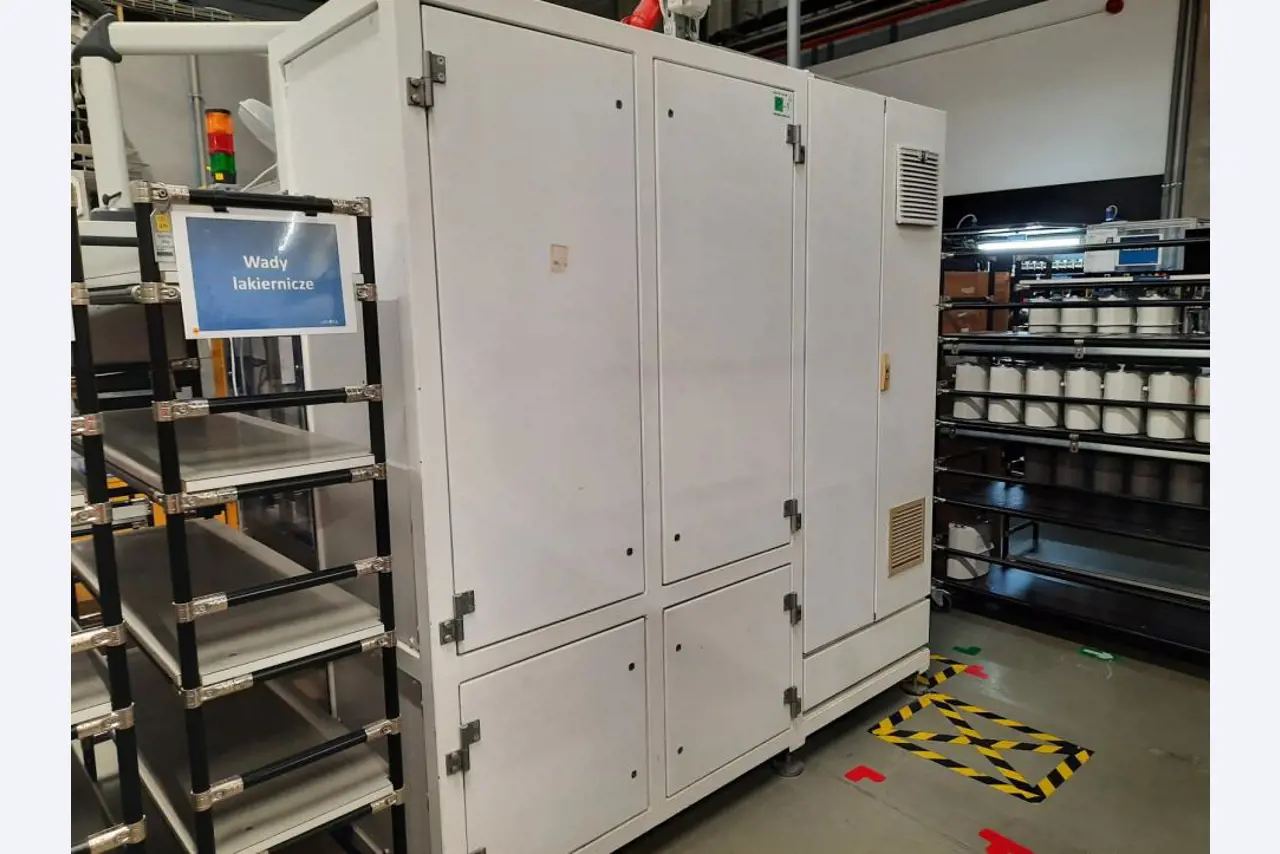 Máquinas y equipos de una fábrica de contadores de gas-3