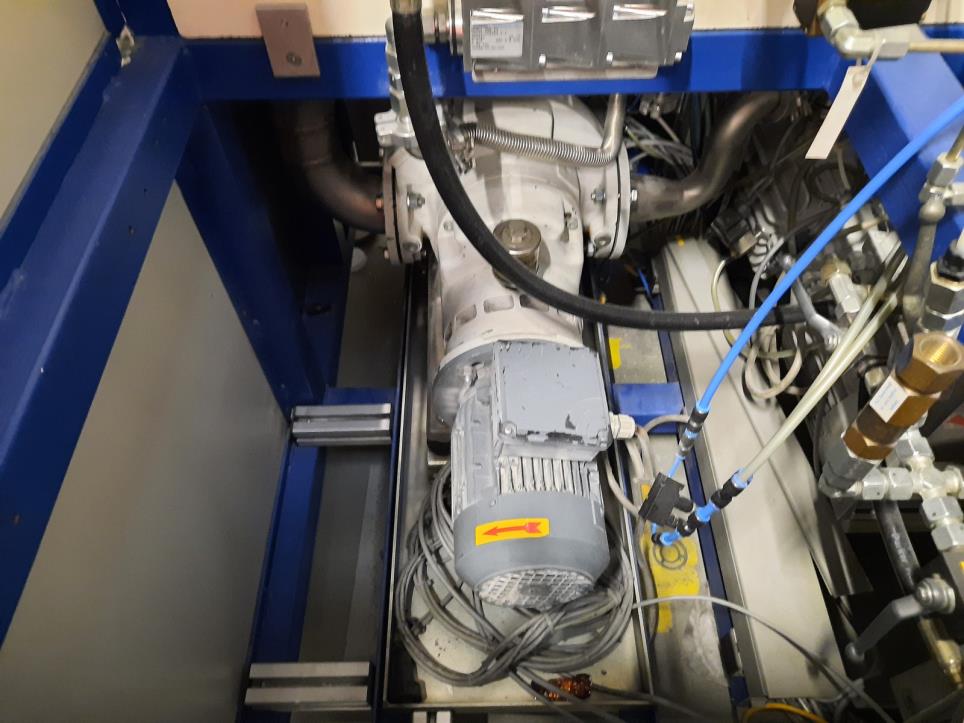 Urzadzenia z zakladu produkujacego gazomierze-10