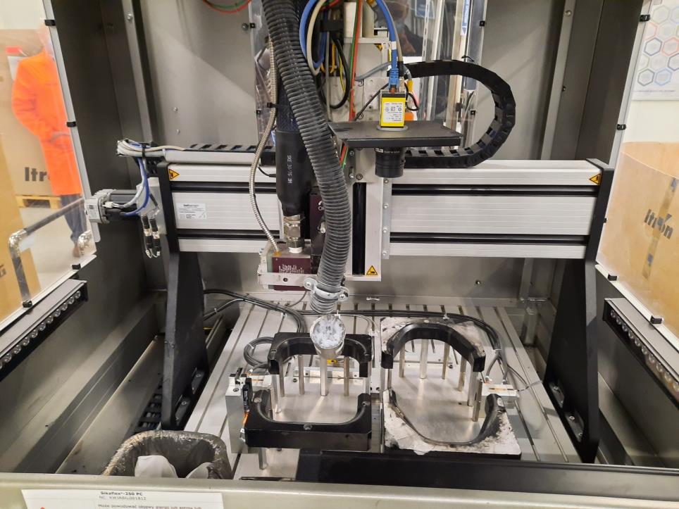 Urzadzenia z zakladu produkujacego gazomierze-3