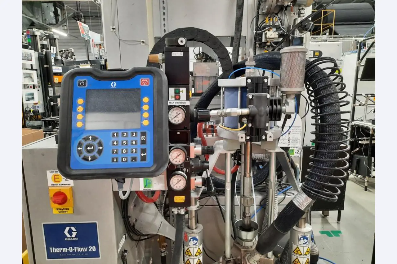 Máquinas y equipos de una fábrica de contadores de gas-6