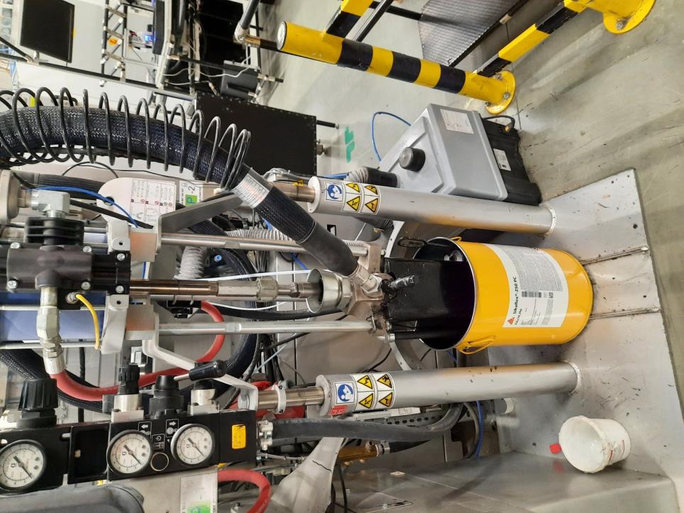 Urzadzenia z zakladu produkujacego gazomierze-7