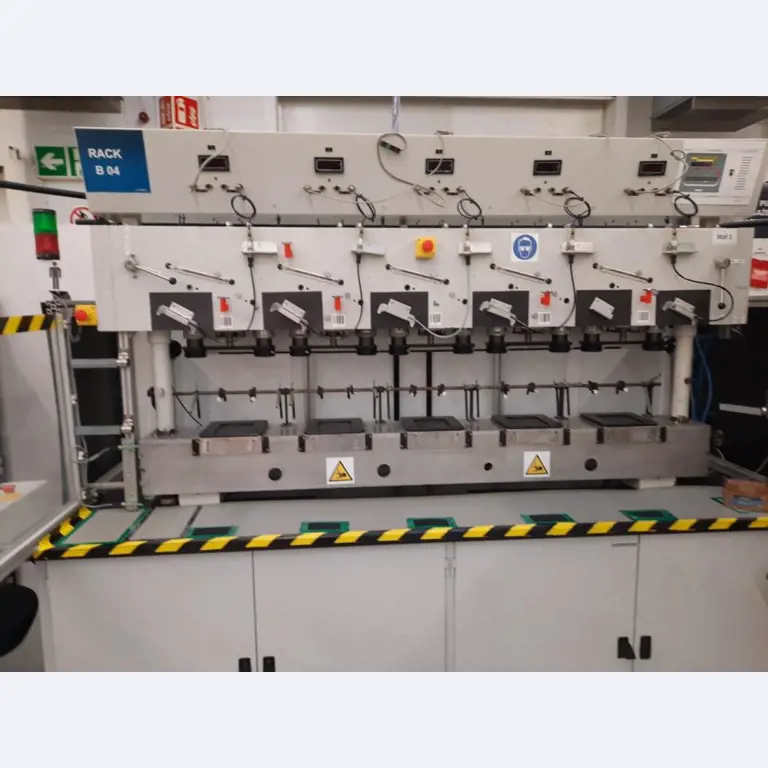 Máquinas e equipamentos de uma fábrica de contadores de gás-2