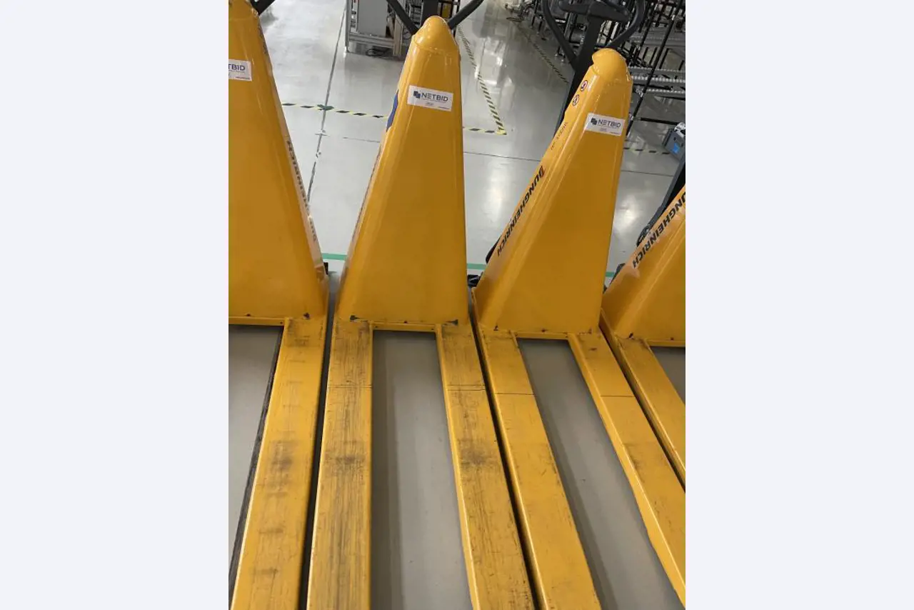 Máquinas y dispositivos de un fabricante para contadores de gas-1