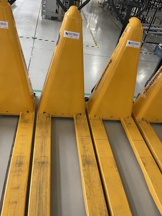 Maschinen und Geräte eines Herstellers für Gaszähler-1