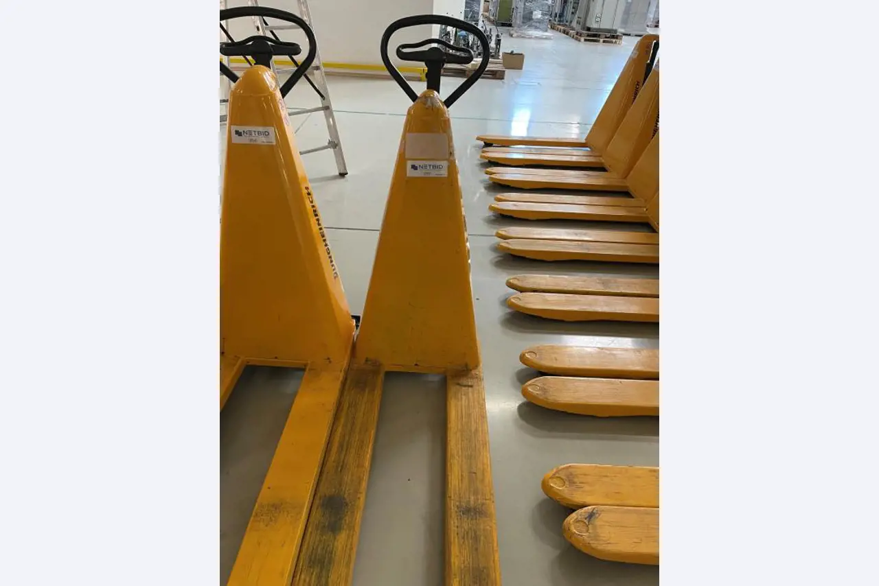 Máquinas y dispositivos de un fabricante para contadores de gas-1