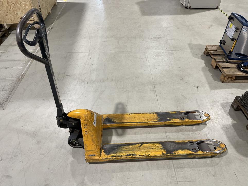 Maschinen und Geräte eines Herstellers für Gaszähler-1