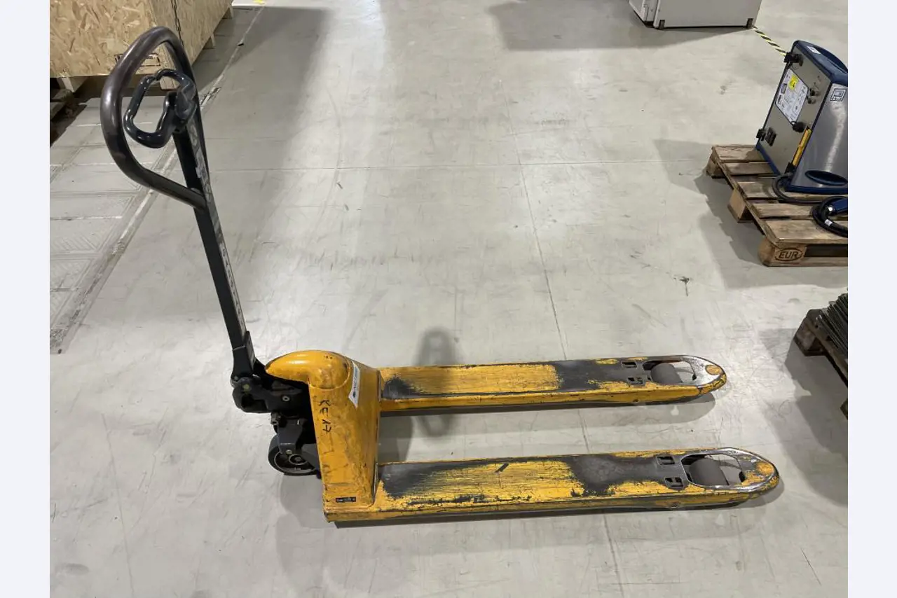 Maschinen und Geräte eines Herstellers für Gaszähler-1