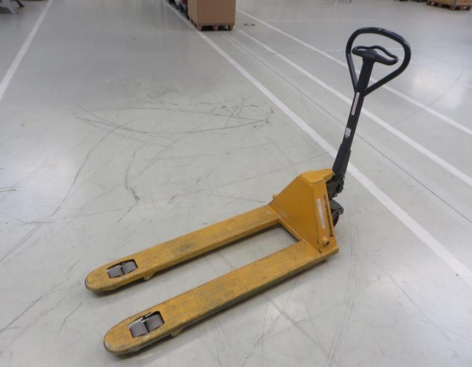 Used and new spare parts and machines from Volkswagen Slovakia-1