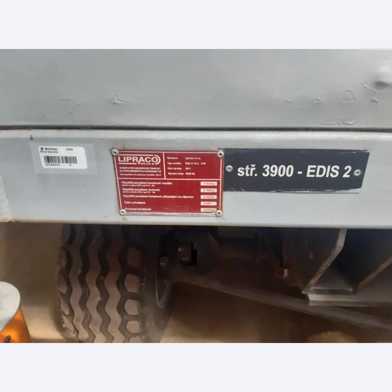 Použité náhradní díly a stroje SKODA Auto, a.s.-4