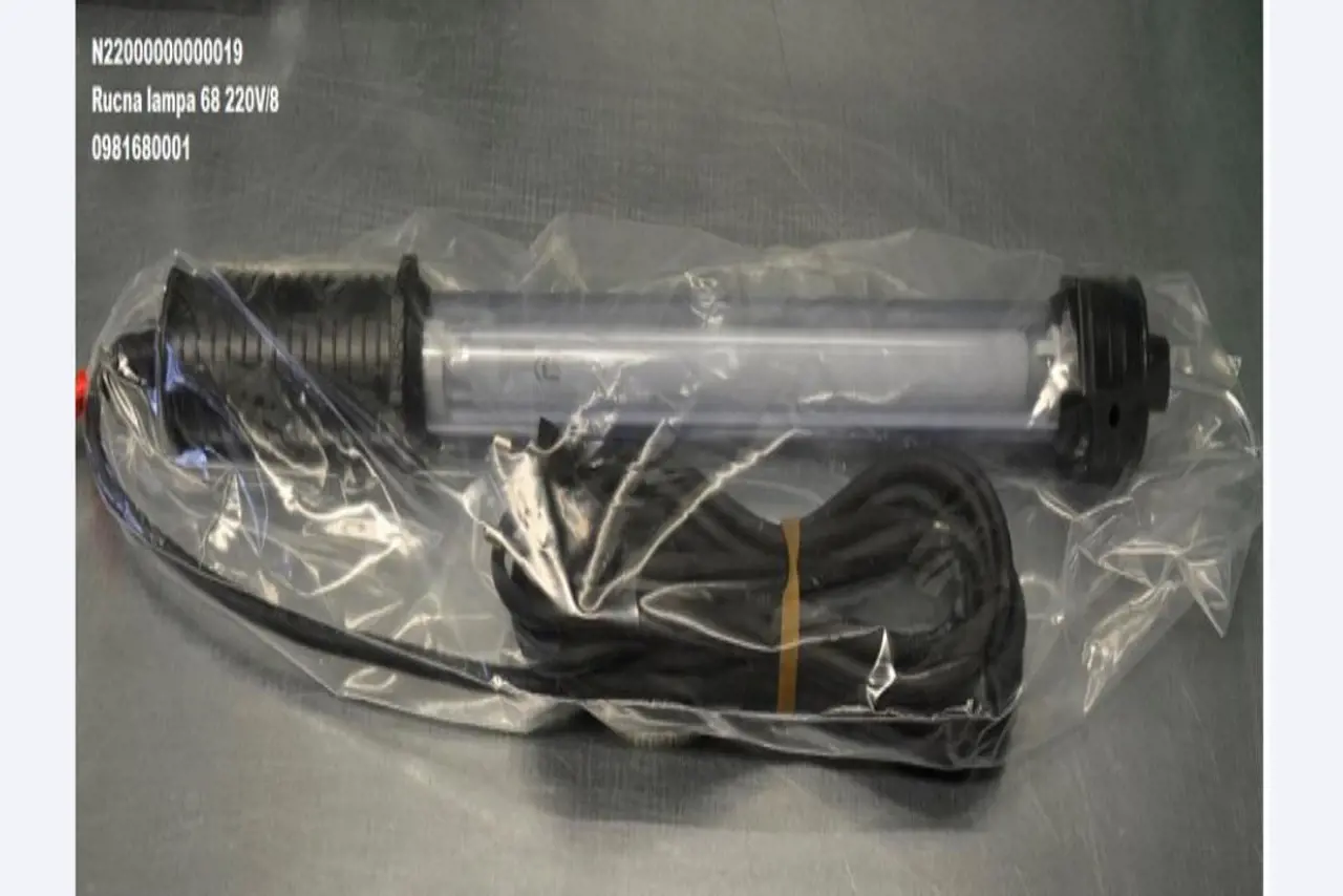 Neuporabljene komponente in različni stroji-1