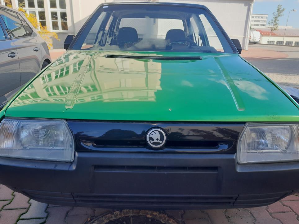 Pièces de rechange d'occasion ainsi que machines de SKODA Auto, a.s.-3