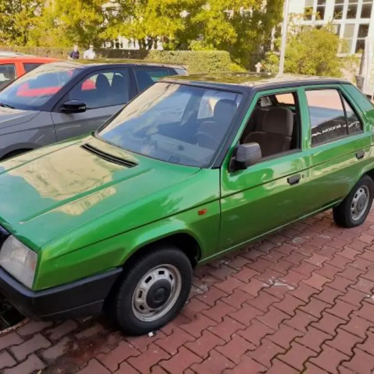 Auto  Škoda S 781