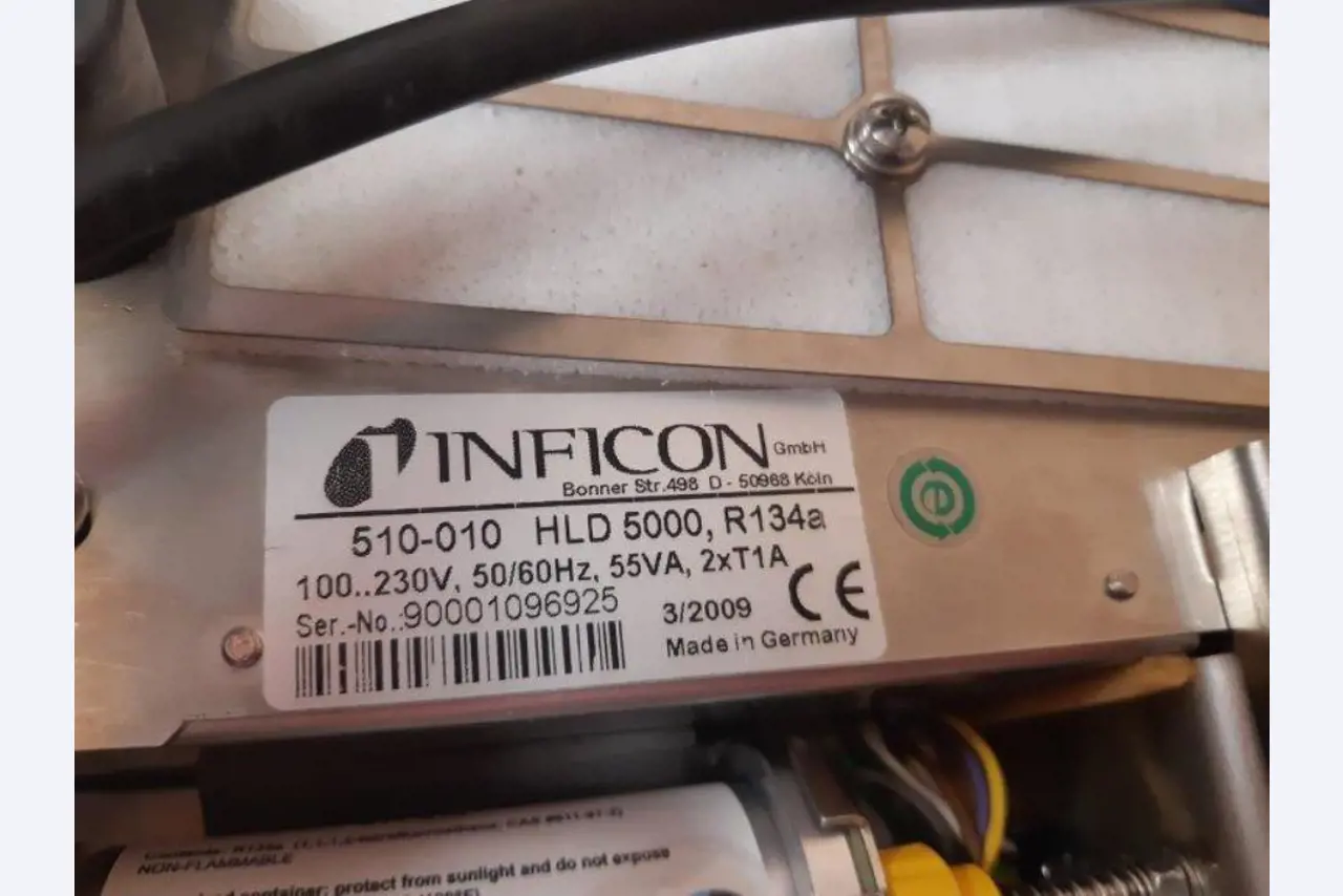 Pièces de rechange d'occasion ainsi que machines de SKODA Auto, a.s.-6