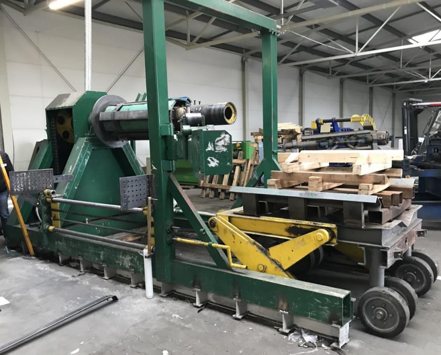 Máquinas para trabalhar chapas metálicas-8