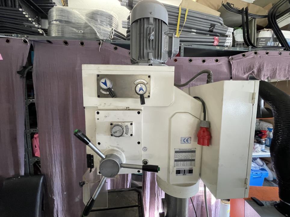 Gepflegte Gastronomie- Bierbrauanlage-12