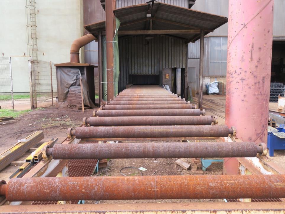 Pass-through blasting machine-1