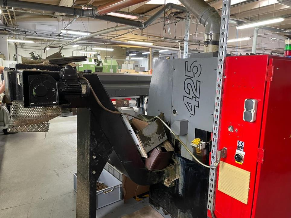 CNC machining center-9