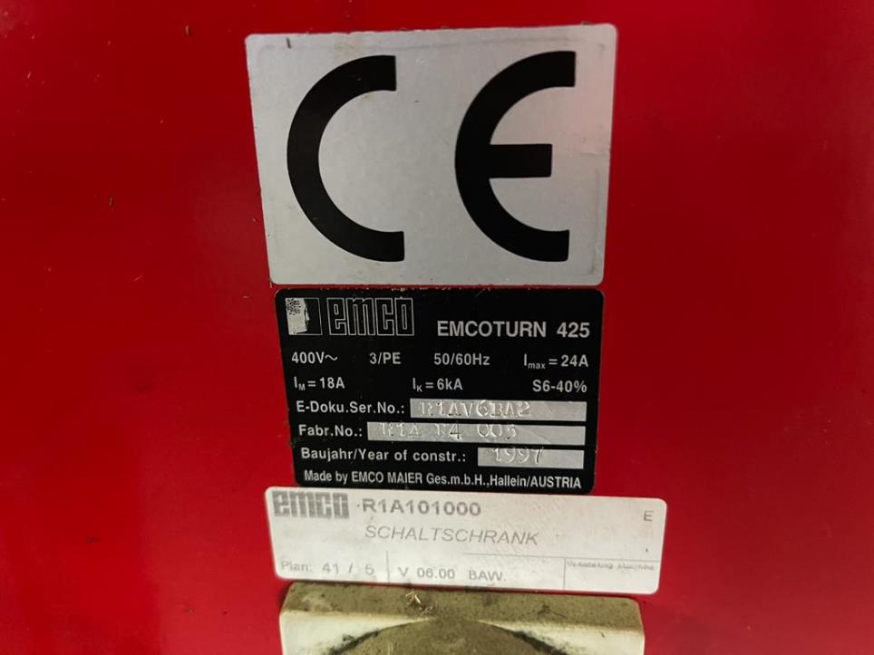 CNC machining center-11