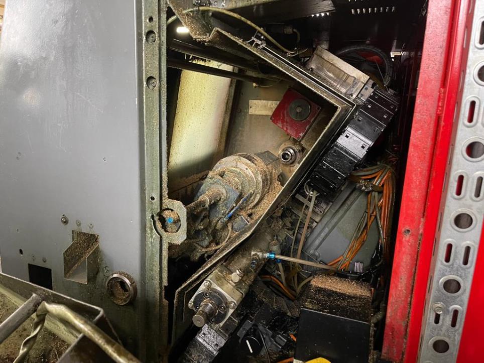 CNC machining center-13