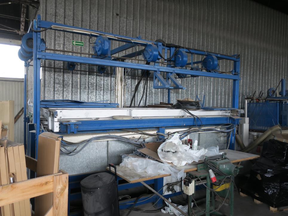 Termoformadoras y máquinas para trabajar el metal-1