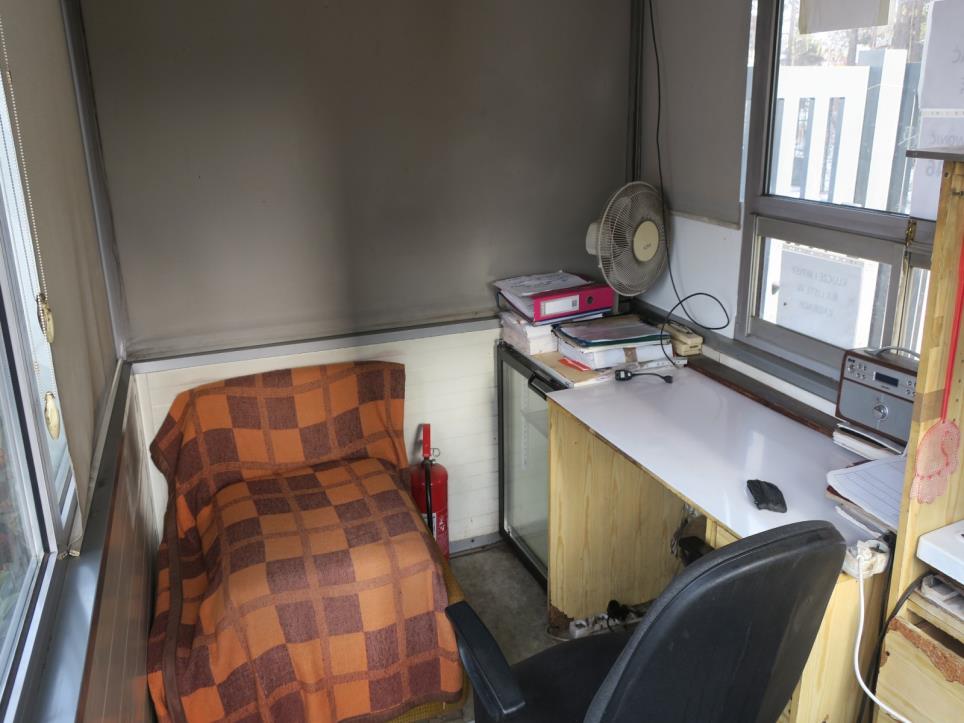 Termoformadoras y máquinas para trabajar el metal-4