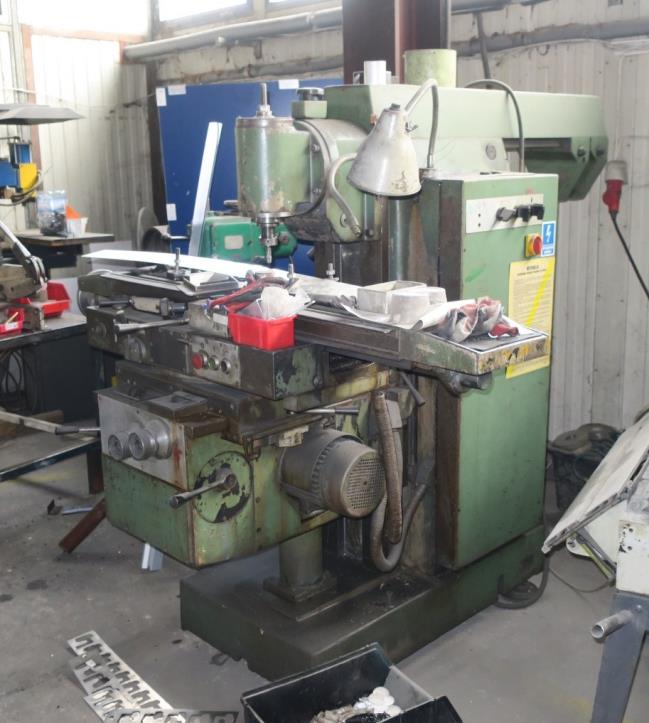 Termoformadoras y máquinas para trabajar el metal-1