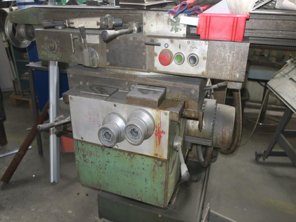 Termoformadoras y máquinas para trabajar el metal-3