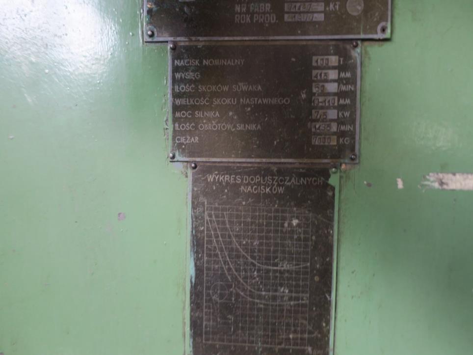 Termoformadoras y máquinas para trabajar el metal-6