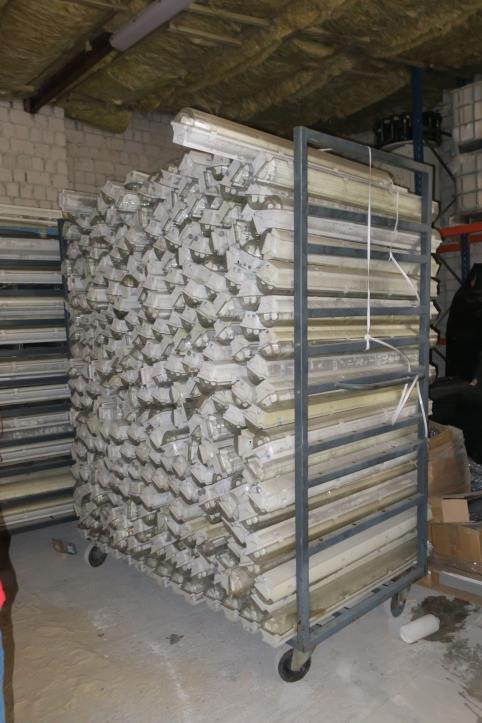 Tepelné tvářecí stroje a kovoobráběcí stroje-2